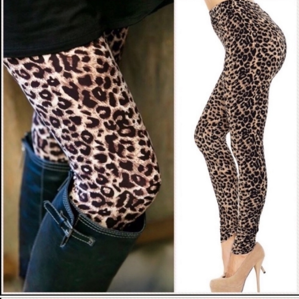 EEVEE Leopard Leggings (one size)